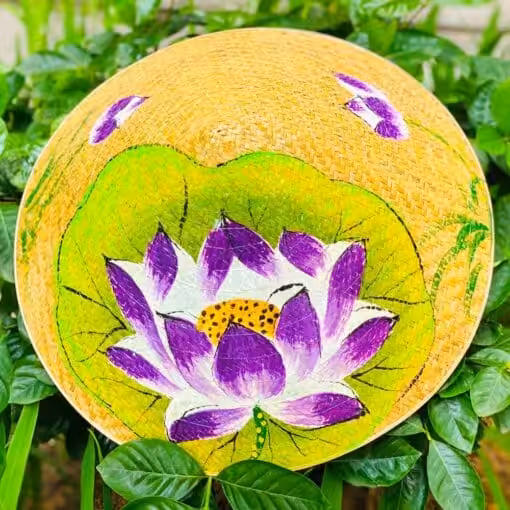 Nón cỏ bàng họa tiết Sen tím