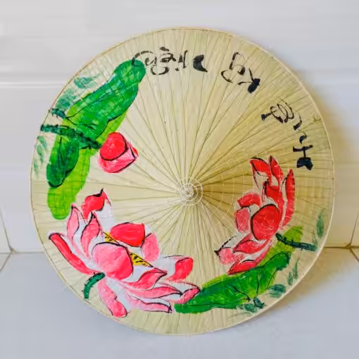 Nón lá Huế họa tiết Sen đỏ